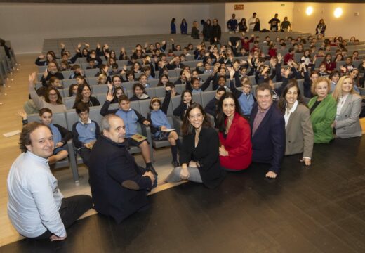 O alumnado coruñés presenta as súas propostas participativas ao Goberno de Inés Rey